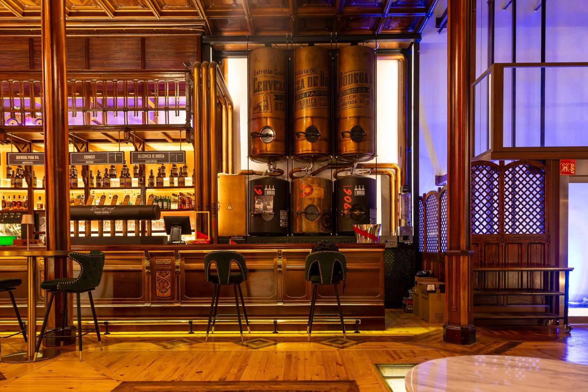 Hotel Las Tres Campanas Badajoz Luaran gambar